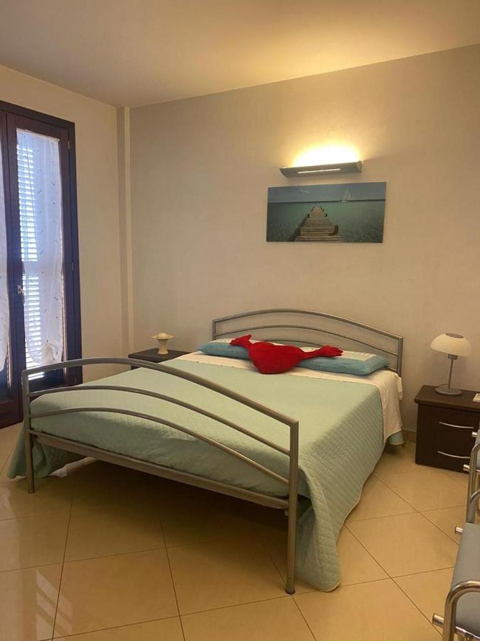 Petali Rosa - Dimora Mare Hotel Полиняно а Маре Екстериор снимка